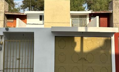 CASA EN VENTA 3 RECÁMARAS DEPORTIVA II