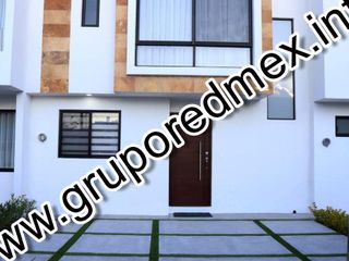 Casa en Venta Fracc. Los Robles, Juriquilla, Querétaro