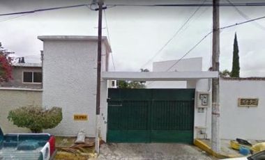 VENDO CASA EN PROVINCIAS DE CANADA, CUERNAVACA!!