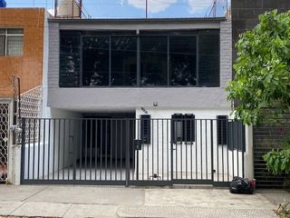 Casa en venta en Jardines de la Cruz en Guadalajara