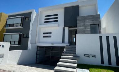 Casa nueva en venta en Colinas de Juriquilla, Querétaro