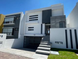 Casa nueva en venta en Colinas de Juriquilla, Querétaro