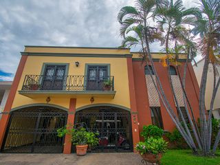 VENTA - Casa estilo Hacienda en El Cid Mazatlán