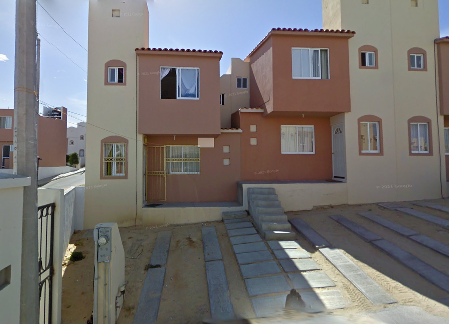 CASA EN REMATE BANCARIO EN MAR DEL CARIBE, LOS CABOS SAN LUCAS, BAJA