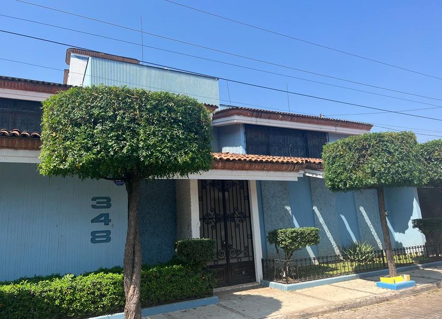 CASA EN EXCLUSIVO FRACC. RIO NUEVO