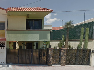 Casa en venta en Col. Villarreal, Salamanca ¡Compra esta propiedad mediante Cesión de Derechos e incrementa tu patrimonio! ¡Contáctame, te digo cómo hacerlo!