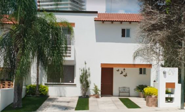 Bella propiedad en venta en Residencial Centro Sur