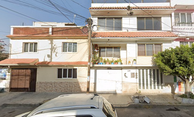 CASA EN CALLE QUINCE, LAS AGUILAS, NEZAHUALCOYOTL, EDO DE MEX.