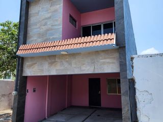 vendo casa remodelada en Col. Manantial de Boca del rio | 3 recámaras