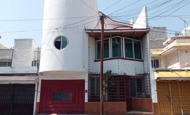 Casa en venta en Ejido Acoxpa con local comercial