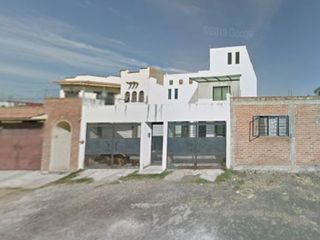 Casa en Vista Hermosa, Morelia, Mich.     $530,000     ABC