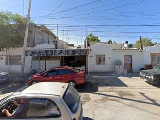 EA CASA EN VENTA DE RECUPERACION BANCARIA UBICADA EN DRACENAS, SOL DE ORIENTE, TORREON COAHUILA