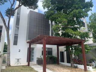 Casa amueblada en Residencial Puntaarena Puerto Morelos