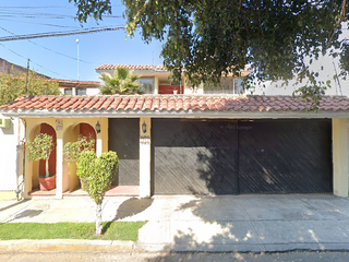 Casa en Colon Echegaray, Naucalpan de Juárez.