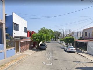 VENTA DE CASA EN    DIRECCIÓN: C ISLAS MADEIRA #3022  COLONIA: JARDINES DE LA CRUZ ALCALDÍA/MPIO: GUADALAJARA   C.P: 44950 CIUDAD: JALISCO