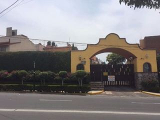 Se vende casa con jardín en AV. CENTENARIO #965 CASA 8, Álvaro Obregón, Ciudad de México