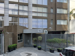 Precioso departamento en venta, excelente ubicación, todos los servicios. Completamente remodelado