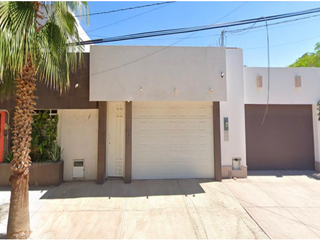 HERMOSA CASA EN VENTA CON ALTA PLUSVALIA UBICADA EN EGLENTINAS,TORREON JARDINES, TORREON, COAHUILA