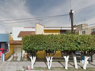 Preciosa casa en Jardines del Sur, Guadalajara. SOC-