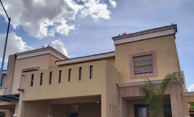 Se Vende Casa Residencial, Residencial Las Sendas, Zona Reliz