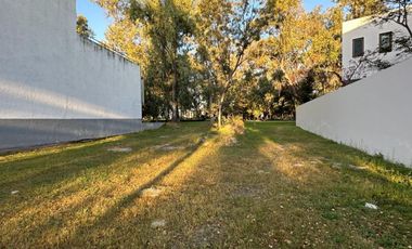 Terreno en Venta dentro de Coto Rinconada del Bosque