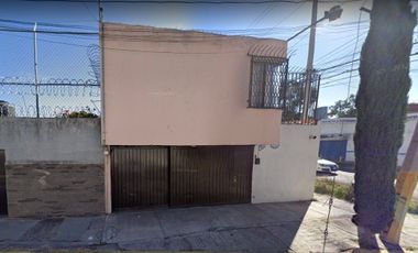 HERMOSA CASA EN VENTA UBICADA EN Calle Adolfo López Mateos 122, Santa María la Rivera, Puebla de Zaragoza, Puebla, México