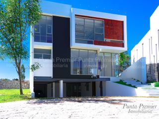 Casa Nueva en venta de Lujo en Puertas Las Lomas Zapopan Zona Andares Puerta de hierro Punta Premier