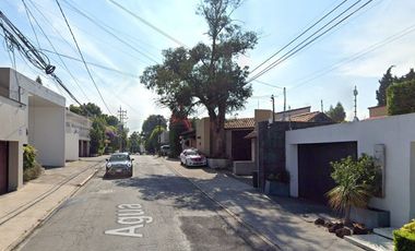 Aproveche Oportunidad De Remate Bancario En Calle Agua, Jardines Del Pedregal, Alcaldía Álvaro Obregón-CDMX