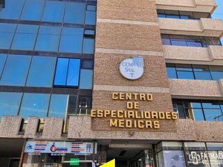 LOCAL COMERCIAL EN RENTA CENTRO DE ESPECIALIDADES MÉDICAS SANTA TERESA