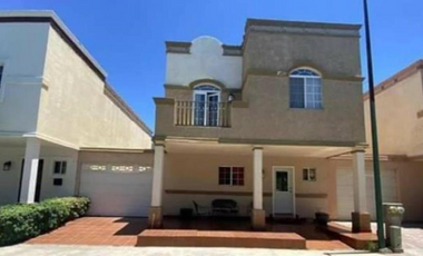 HERMOSA CASA DENTRO DE FRACCIONAMIENTO EN VENTA CON EXCELENTE PLUSVALIA UBICADA EN RESIDENCIAL PASEO DE LOS NOGALES,CIUDAD JUAREZ, CHIHUAHUA