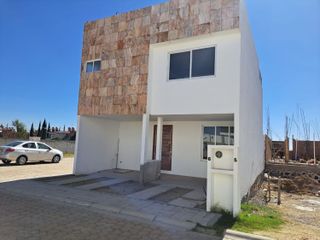 CASA EN VENTA ZONA DE CUAUTLANCINGO, PUEBLA