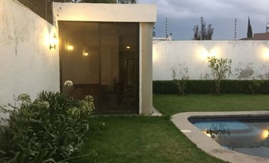 HERMOSA CASA EN VENTA LA CARCAÑA A PIE DE CALLE PUEBLA CHOLULA