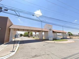 Casa en Col. El Castaño, Torreón, Coahuila., ¡Compra directa con el Banco, no se aceptan créditos!