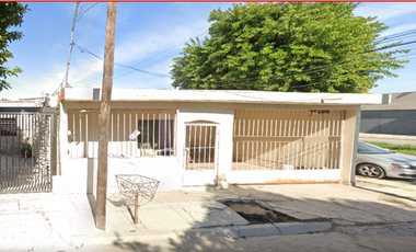 VENTA DE CASA EN Calle Sta Rosa #396, Torreón Residencial, CP.27268 Torreón, Coah.