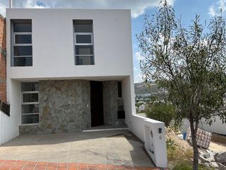 Casas Venta PEDREGAL DE SCHOENTATT Queretaro $ 3 190 000