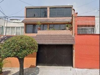 VENTA DE CASA EN JARDIN BALBUENA     OHS