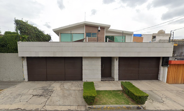 ENORME CASA EN VENTA EN CIUDAD SATELITE, NAUCALPAN DE JUAREZ