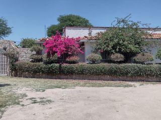 VENDO CASA BONITA CASA EN VERGEL DEL ACURDUCTO TEQUISQUIAPAN