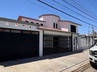 Casa Equipada en Renta en Colonia Mirasoles, Zona Poniente