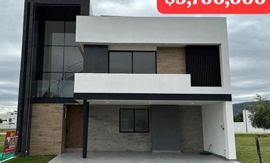 PRECIOSA CASA EN VENTA PARQUE CHIAPAS LOMAS DE ANGELOPOLIS PUEBLA