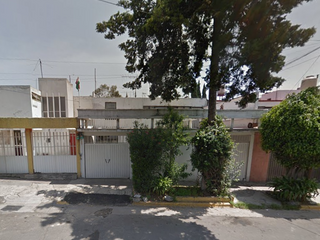 Casa en venta en Calle Viveros de Asís, Habitacional Viveros de la Loma, Tlalnepantla de Baz, Estado de México,
