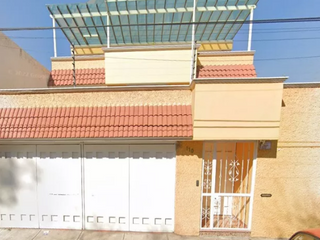 Casa En Venta En La Colonia Petrolera, Azcapotzalco, En Remate Bancario