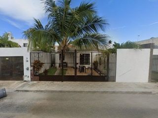 CASA A LA VENTA EN SANTA FE DEL CARMEN QUINTANA ROO