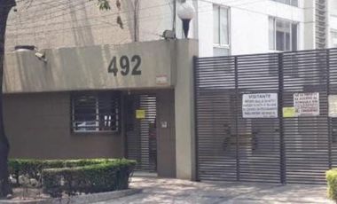 REMATE DE AMPLIO DEPARTAMENTO CON EXCELENTE UBICACIÓN EN SAN PEDRO XALPA, AZCAPOTZALCO, CDMX.