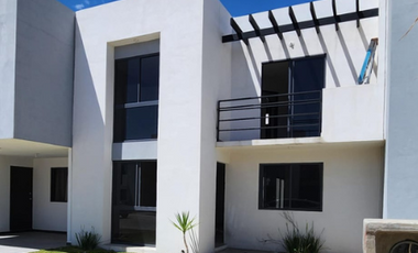 CASA EN VENTA EN FRACC TIZARA EN HIDALGO