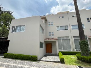 EXCELENTE CASA EN CONDOMINIO MUY BIEN UBICADA