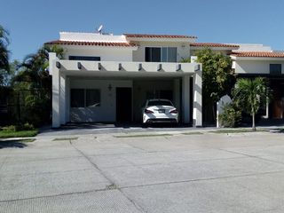 Casa en renta sin muebles en Flamingos Bucerias
