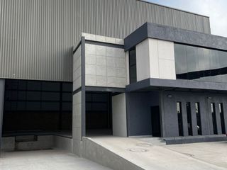 Bodega en Renta / ZONA AEROPUERTO EL SALTO