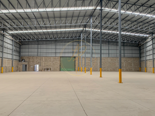Bodega nueva en renta cerca del aeropuerto de Guadalajara . 1,900 m2 de almacenaje