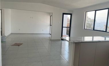 SE VENDE CASA RECIÉN REMODELADA EN LOMAS DE SAN MATEO